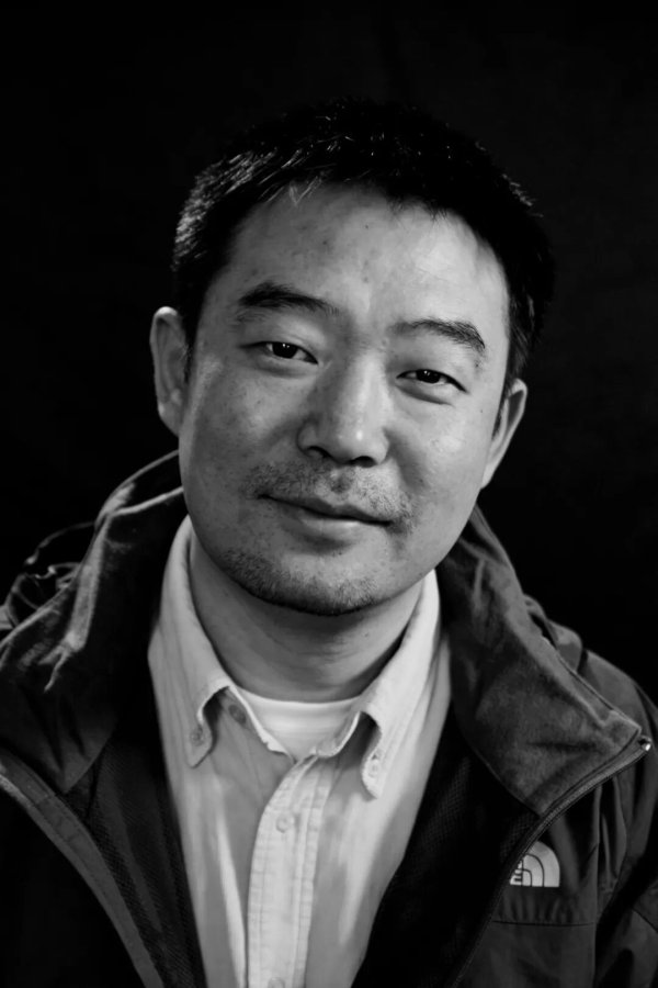 低息配资推荐网 知名导演突发心梗去世，曾打造多部脍炙人口电视剧